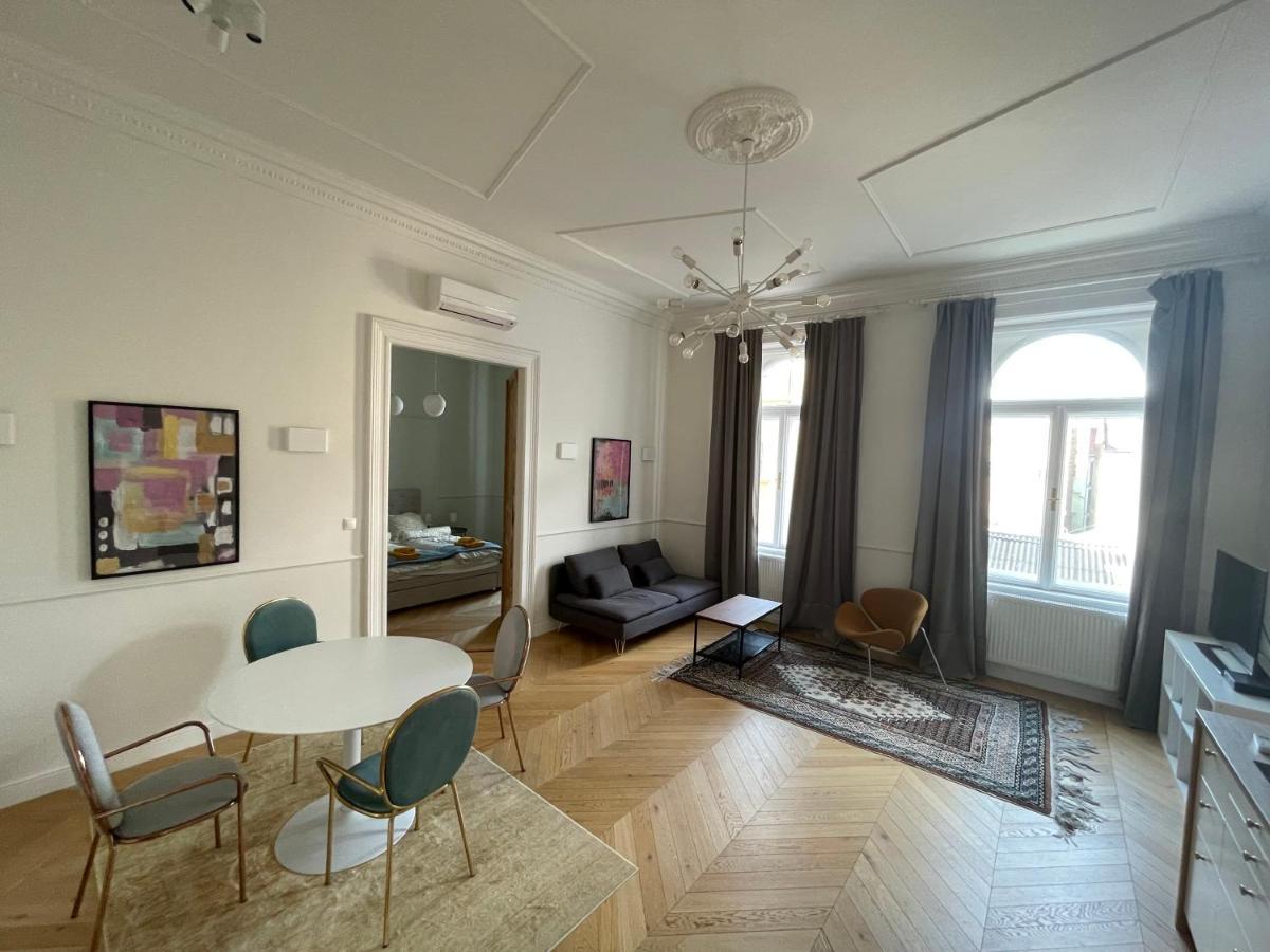 City Center 3, Elegant And Cozy 2Br In City Center! Budapest Exterior photo